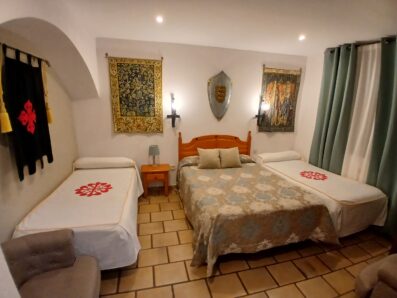 habitación para 4 personas calzada de calatrava hospedería